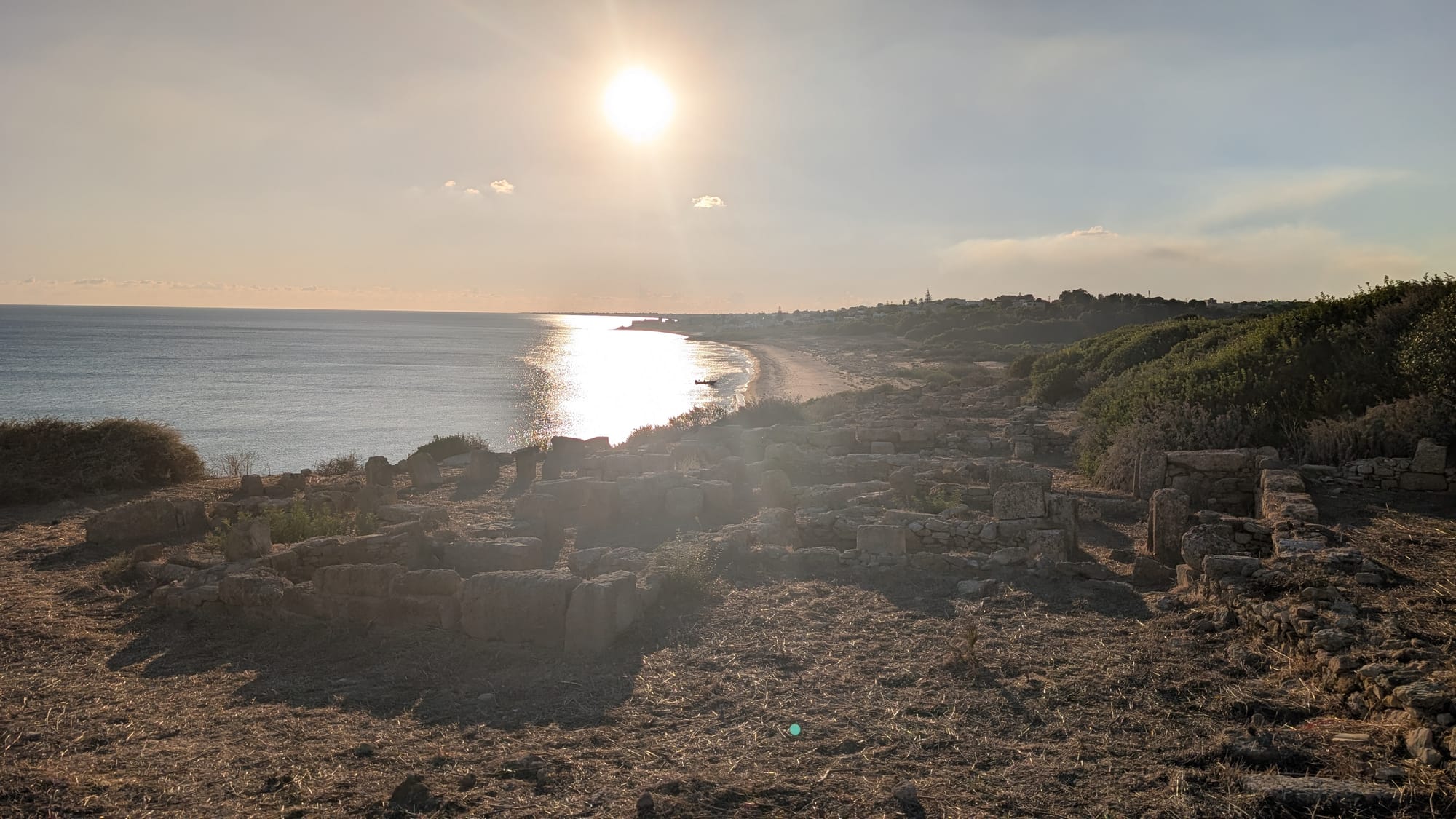 Strand und Ruinen